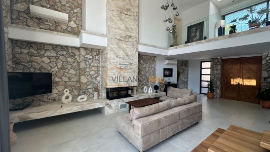 Villa Amethyst
